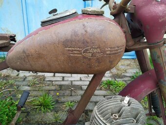 Jawa 250 typ 11 pérák - 2