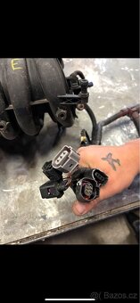 Sací potrubí s klapkou Audi / VW 1.6 BSE - 2