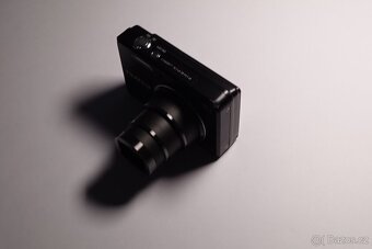 Fuji FinePix J250 - 2