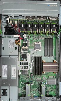 Fujitsu Primergy RX200 S5 - 2