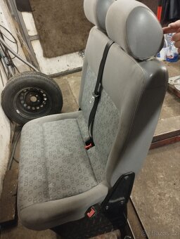 Prodám dvojsedačku VW transportér t5 - 2