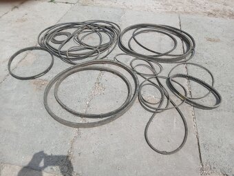 Prodám klínové řemeny - 2