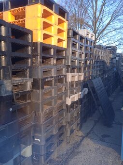 Plastové palety 120x80cm - 2