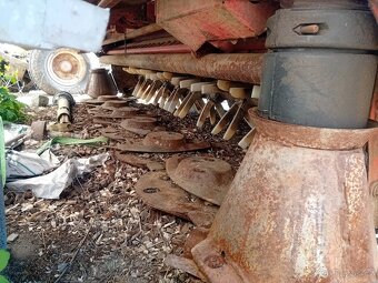 Čelní žací lišta. - 2