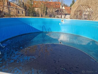 Bazén - 2
