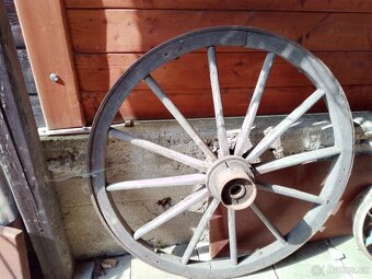 Loukoťové kolo - 2