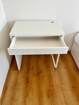 Stůl ikea micke - 2
