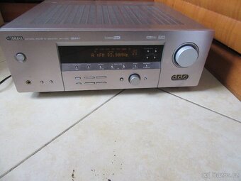 Nabízím receiver Yamaha. Plně funkční. Bez dálkového ovladač - 2