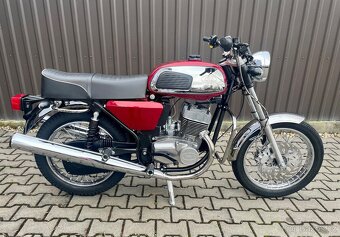 Limitovaná edice Jawa 350 Retro - 2