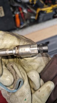 vw škoda žhavící svíčka s čidlem tlaku 03L905061G 03L905061H - 2