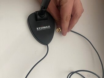 anténa Edimax - 2