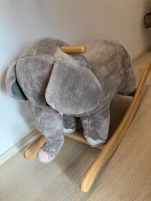 Prodám houpacího slona - 2