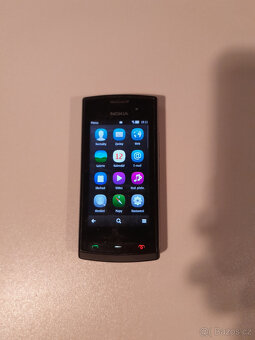 Mobilní telefon Nokia 500 - 2