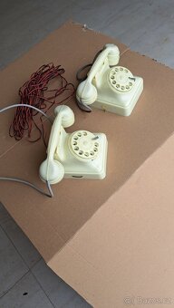 Dětské telefony (rok 1964) - 2
