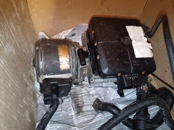 Hydraulické čerpadlo Citroën c5 2.2 hdi 4hx 98 kW rv 2004 - 2