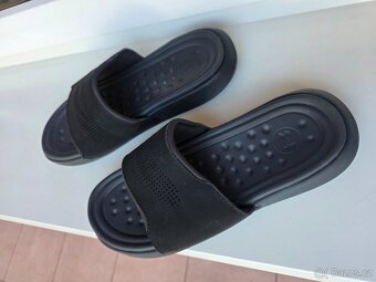 Under Armour pantofle - 2