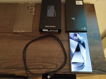 Prodám Galaxy S24 Ultra (violet, 256GB) - 2