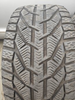 Zimní pneu 245/40/18 - 2