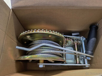 Ruční lanový naviják 900 kg - 2