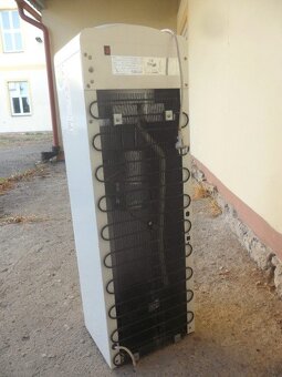 Přístroj na stáčení vody Crystalis - 2