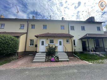 Prodej rodinného řadového domu v Průhonicích - 2