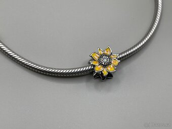 Stříbrný přívěsek č. 6 - slunečnice - 2