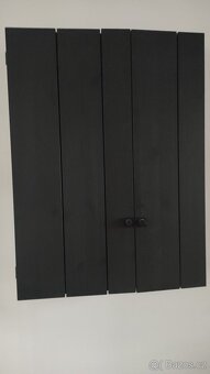 Závěsná skříňka Ikea (barová) - 2