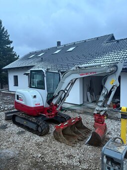 Prodám pásový bagr Takeuchi TB240 POWERTILT - 2