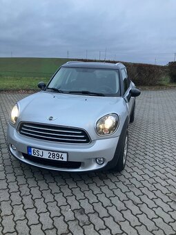 Mini Coopera 1.6D All4 r. v.2013 - 2