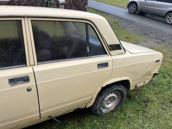 Lada Vaz Žigul 2105 - 2