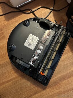 Robotický vysavač Neato D7 - 2