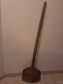 LOPATA NA CHLEBA - 2