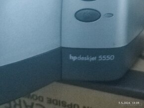 HP DeskJet 5550 Tiskárna - 2