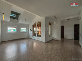 Pronájem bytu 4+kk, 99 m², Lovosice, ul. Osvoboditelů - 2