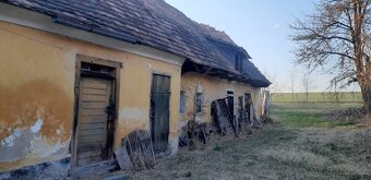 Prodej nemovitosti č.p.25, 950 m², obec Přestavlky - 2