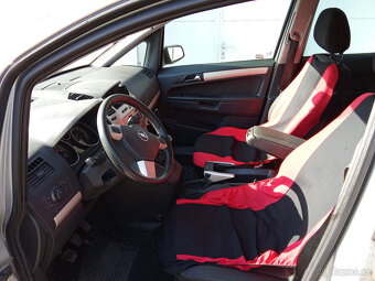 Opel Zafira B 1,9CDTI 16V - náhradní díly - 2