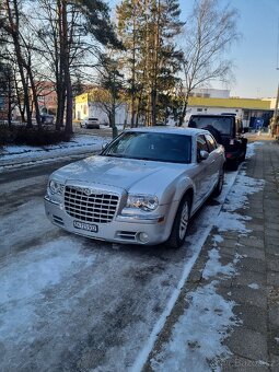 Prodávám Chrysler 300C 3.5 V6 - 2