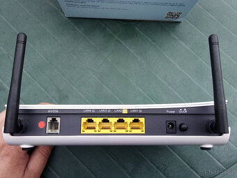 Wi-Fi router Comtrend VR-3026e - 2