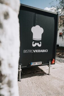 Prodám plně vybavený gastro přívěs - 2