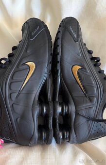 Botasky Nike SHOX R4 vel.38,5 (stélka 24cm) - 2