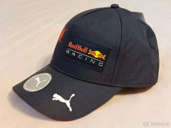Predám Red Bull Racing F1 Perez PODEPSANOU kšiltovku - 2