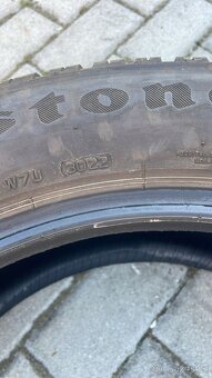 Prodám 4 x zimní PNEU FIRESTONE 235/55 R19. - 2
