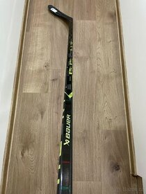 Hokejka Bauer AG5NT - 65 flex, INT, P28 - 2