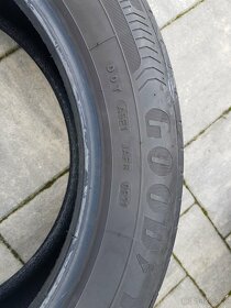Letní pneu Goodyear 205/55/17 91V - 2