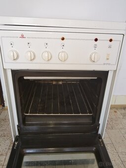 sporák Mora - 2
