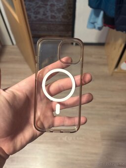 Kryt na Iphone 15 a pop na natáčení a focení - 2