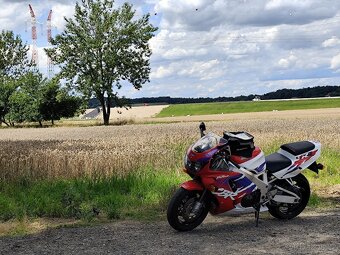 Honda CBR 900rr Fireblade - 2