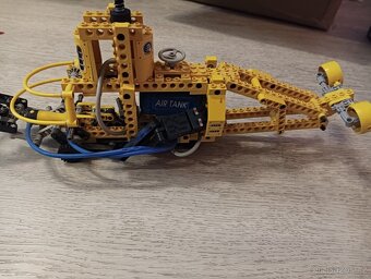 Search Sub Item No: 8250 lego - 2