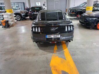 Mustang 5.0 Nájezd 41 000km rok 2016 - 2