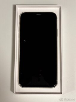 📱 iPhone 11 64GB – bĂlĂ˝, ĂşplnÄ› novĂ˝ - 2